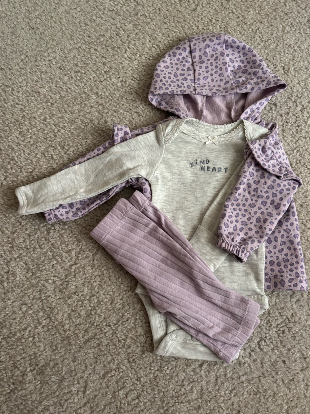 NWOT Carters Girl Newborn Outfit